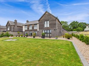 Rear- click for photo gallery